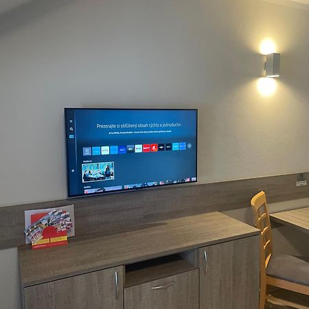 Apartmany Vera Bešeňová Εξωτερικό φωτογραφία