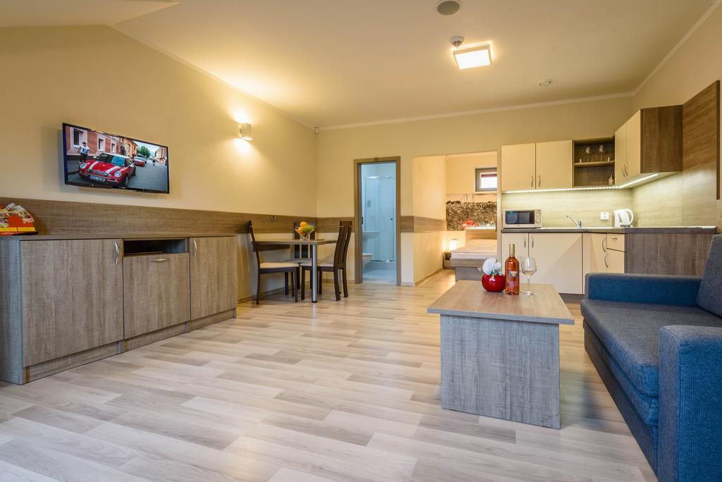 Apartmany Vera Bešeňová Εξωτερικό φωτογραφία